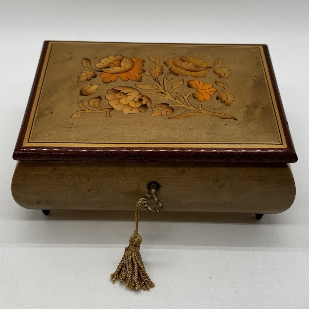 Reuge Wood Inlay Music Jewelry Box Floral Italy Plays Gavotte de louis XIII Key